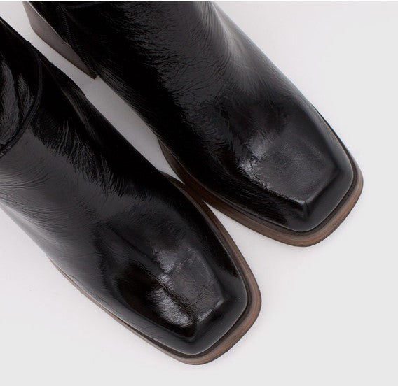 AA 017-330 OLAMA BLACK PATENT