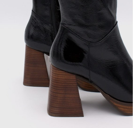AA 017-330 OLAMA BLACK PATENT