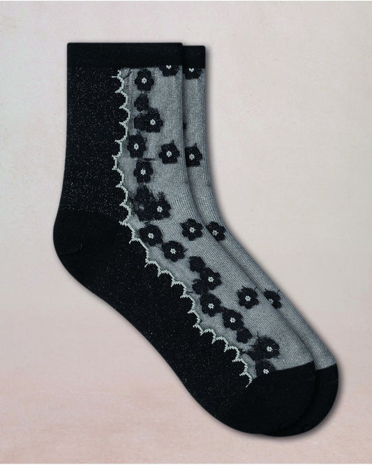 BLF 6589 GQ4 BLK sheer-short-socks-with-little-flowers
