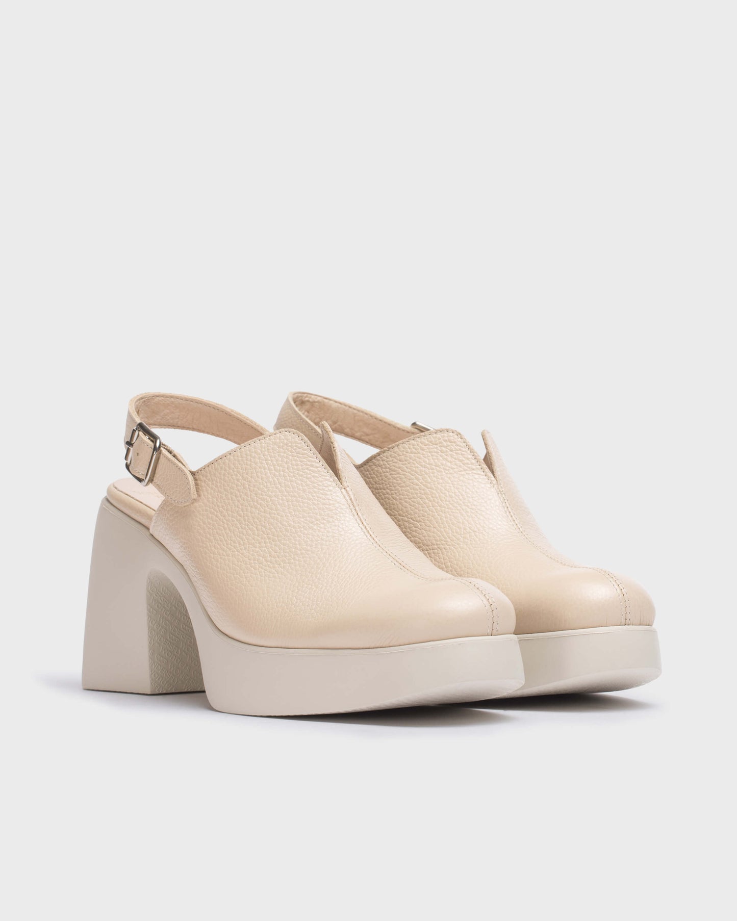 WND 3196-250 NATURAL LEATHER SLINGBACK