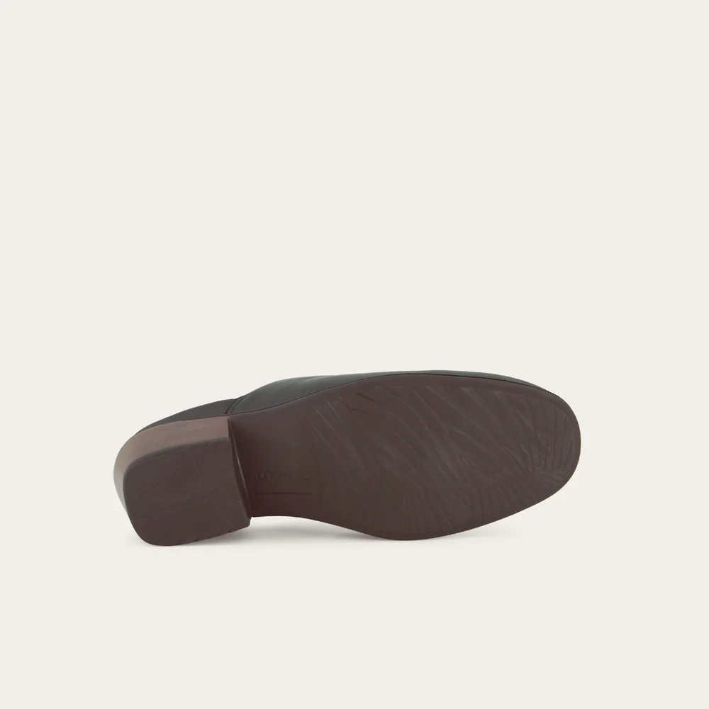 NAOT Dedicate Jet Black Leather