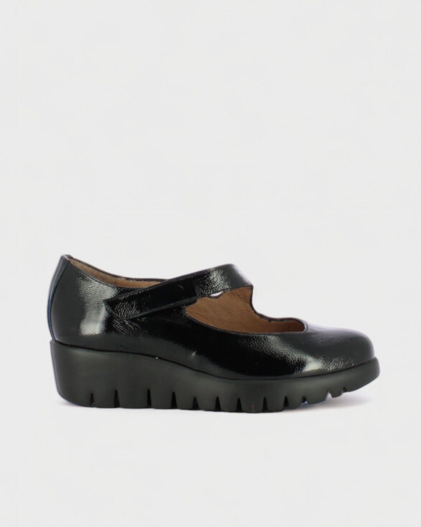 WND 0236-240 BLACK PATENT MJ WEDGE