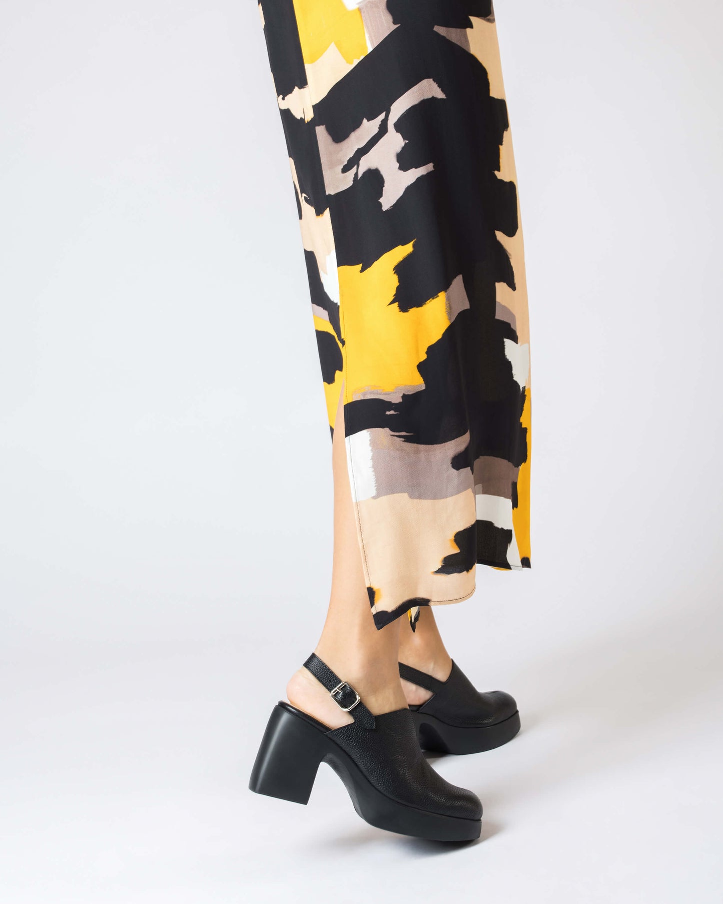 WND 1196-250 WILD BLACK