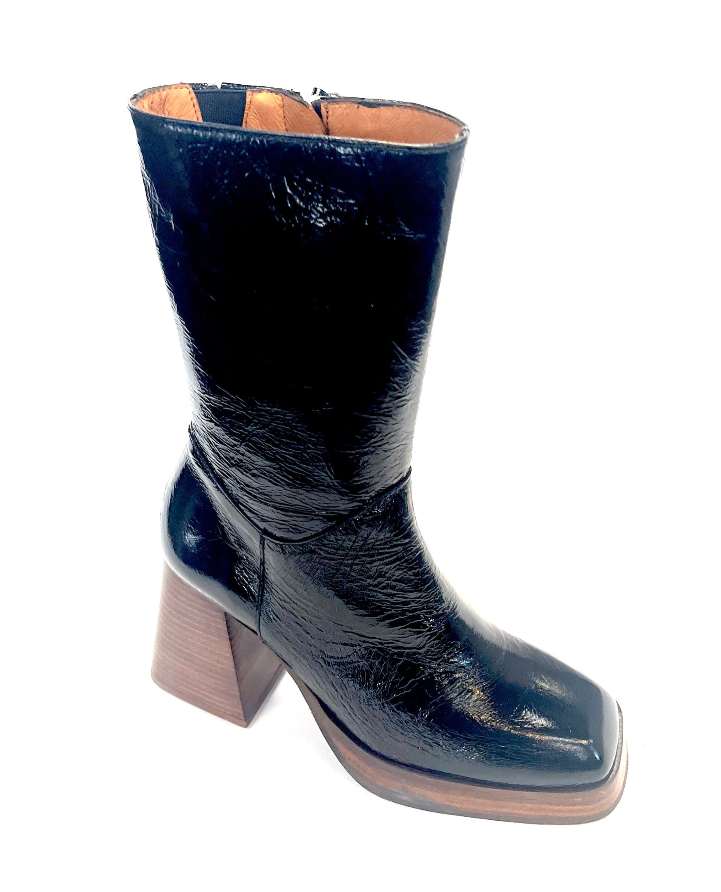 AA 017-330 OLAMA BLACK PATENT