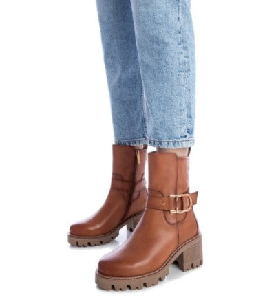 CAR 349-220 Cognac leather