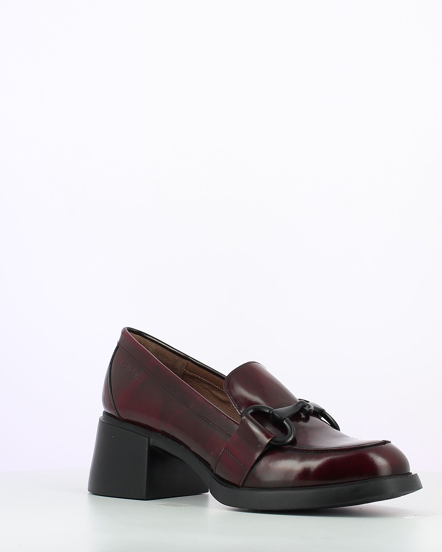 WND 8177-260 REGATA VINO