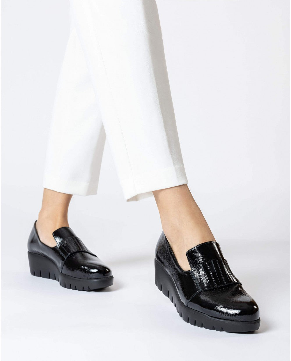 WND 0176-225 BLACK PATENT