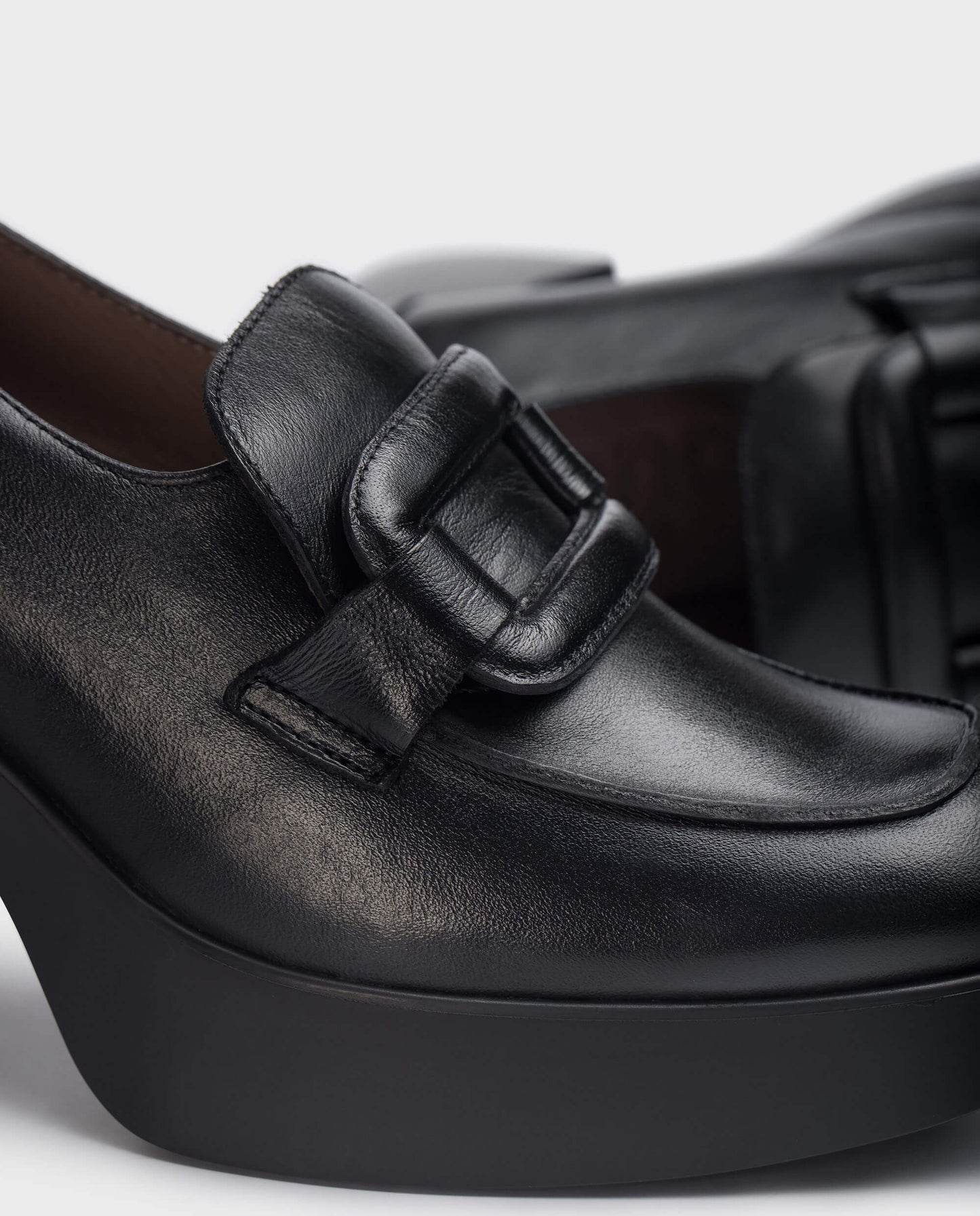 WND 1158-270 Black Pump