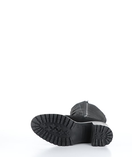 BC Intro-325 Black Suede