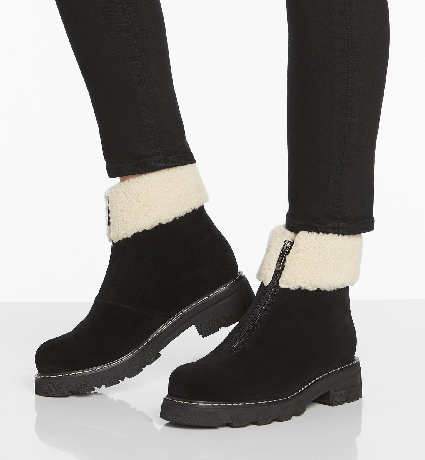 LC Abba-575 Black Suede