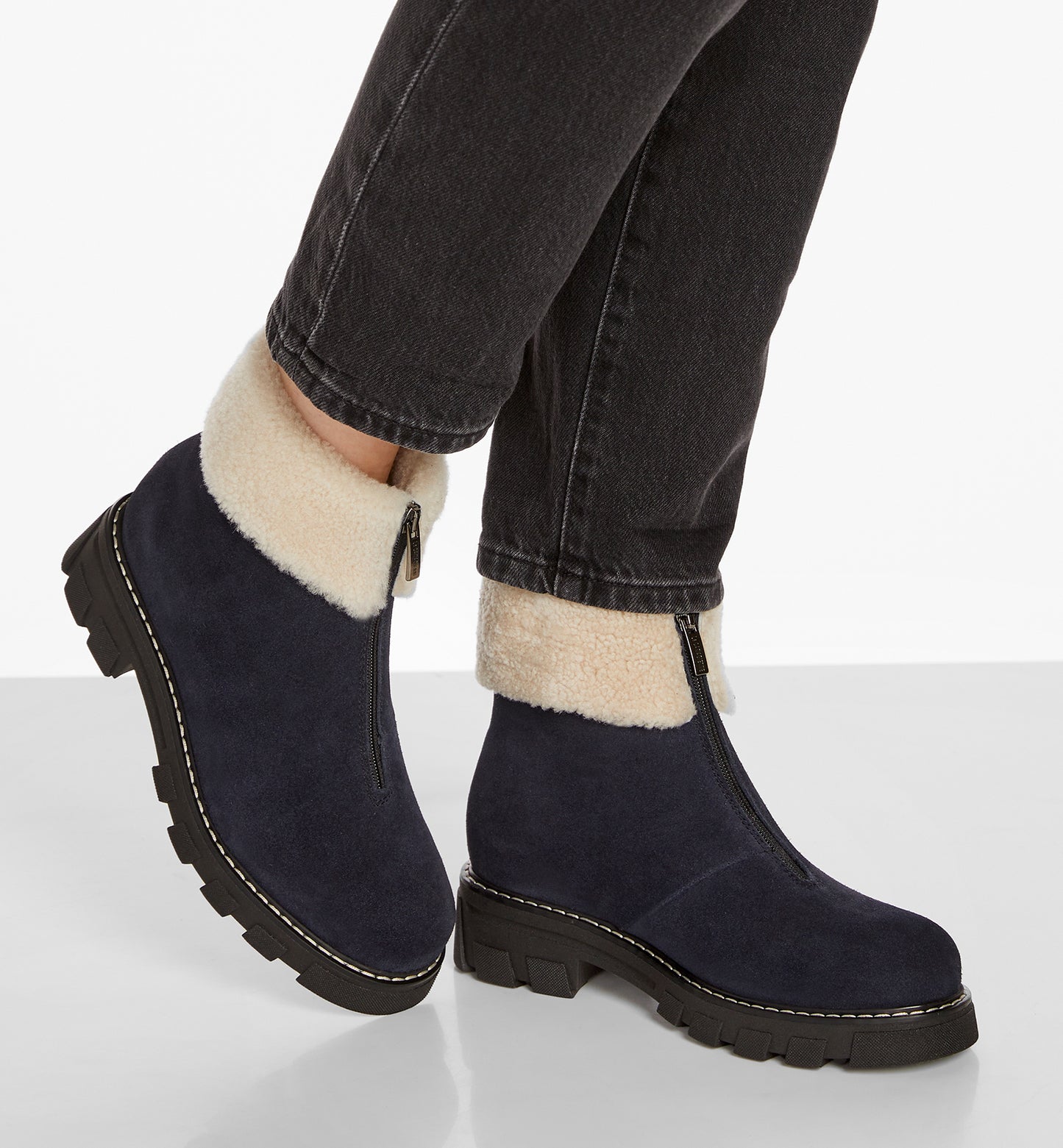 LC Abba-575 Navy Suede WP