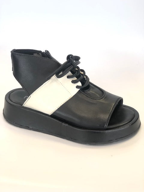 MJ 1210-260 BLACK WHITE