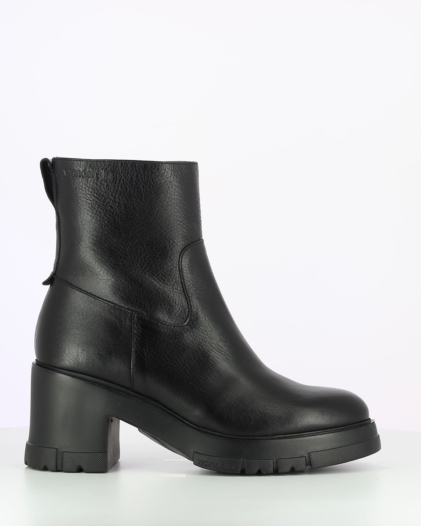 WND 1164-300 Vacheta Black