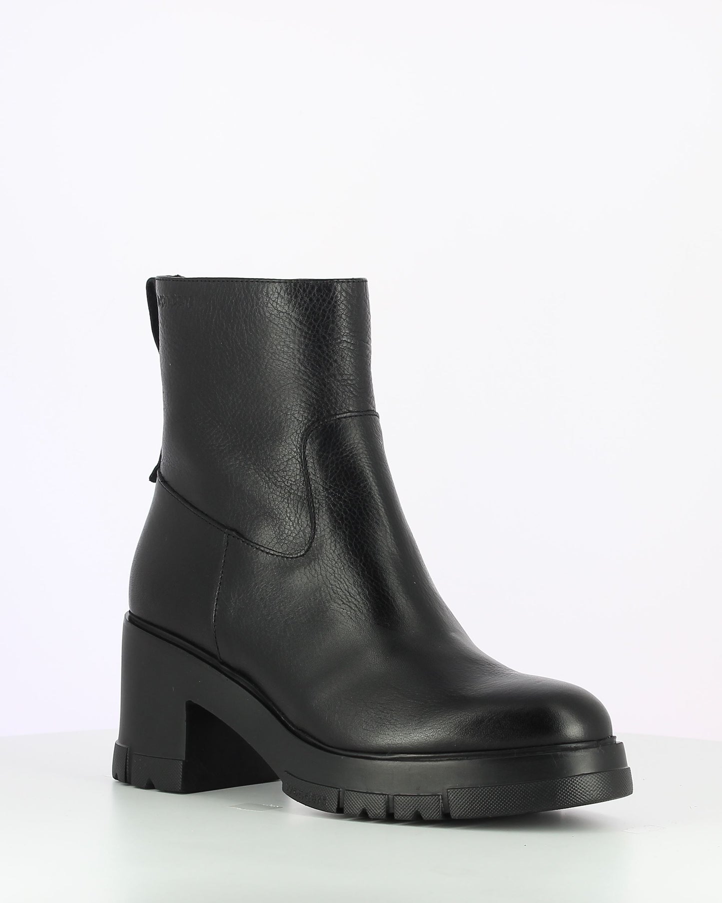 WND 1164-300 Vacheta Black