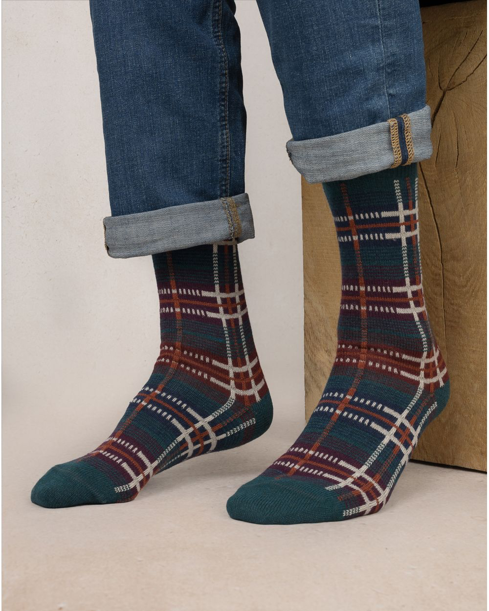 BLF 7049 Wool & Cashmere socks with check pattern