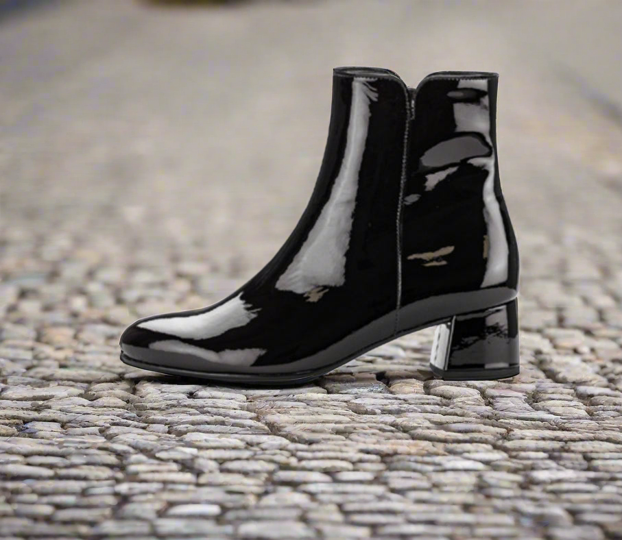 GB 0114-260 55.680.97 BLACK PATENT