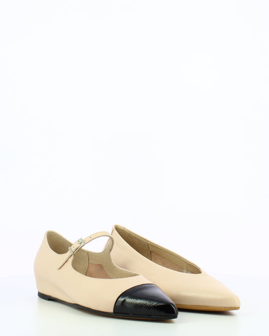 WND 1225-240 Black Cream A3820