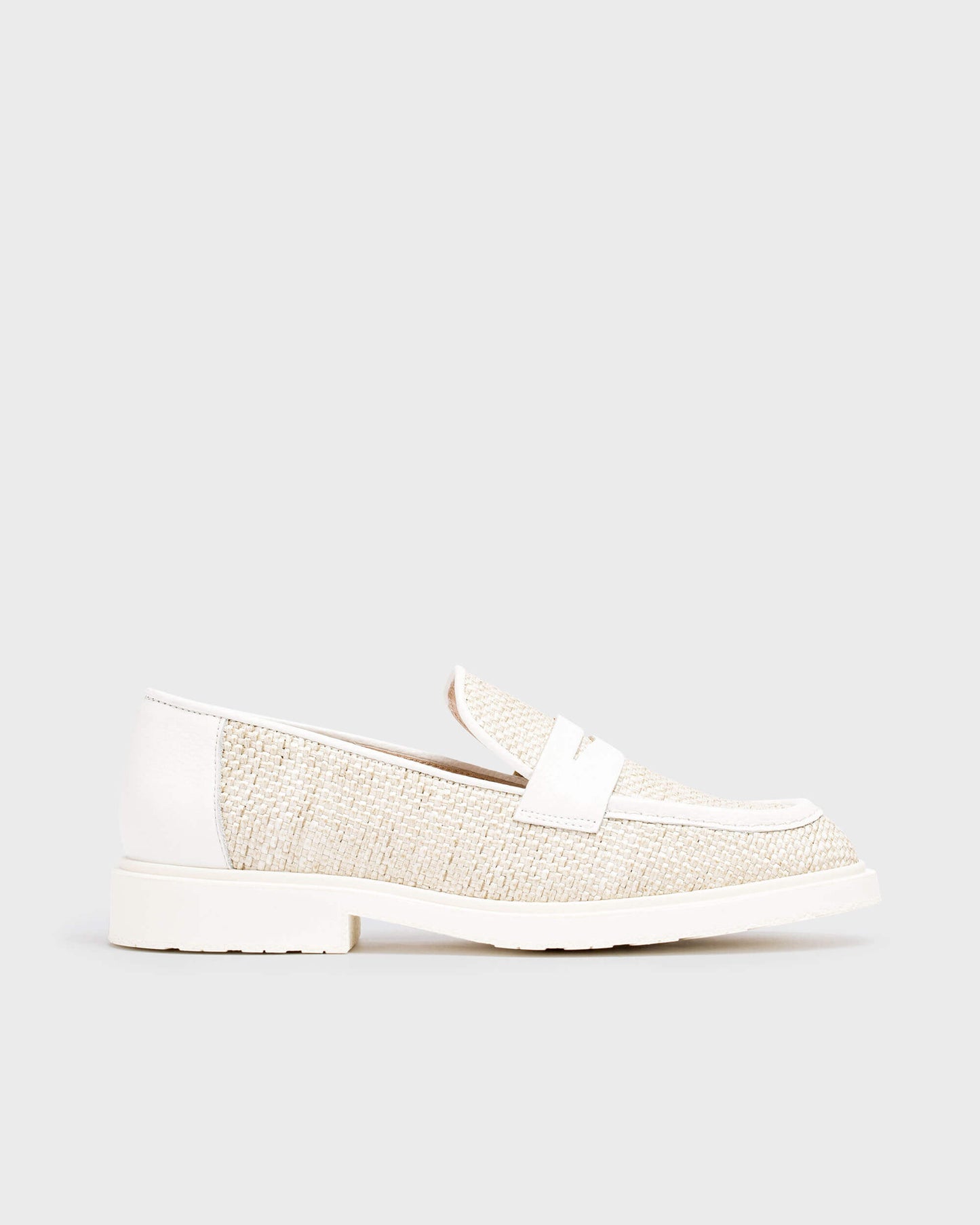 WND 5200-250 OFF WHITE RAFFIA LOAFER