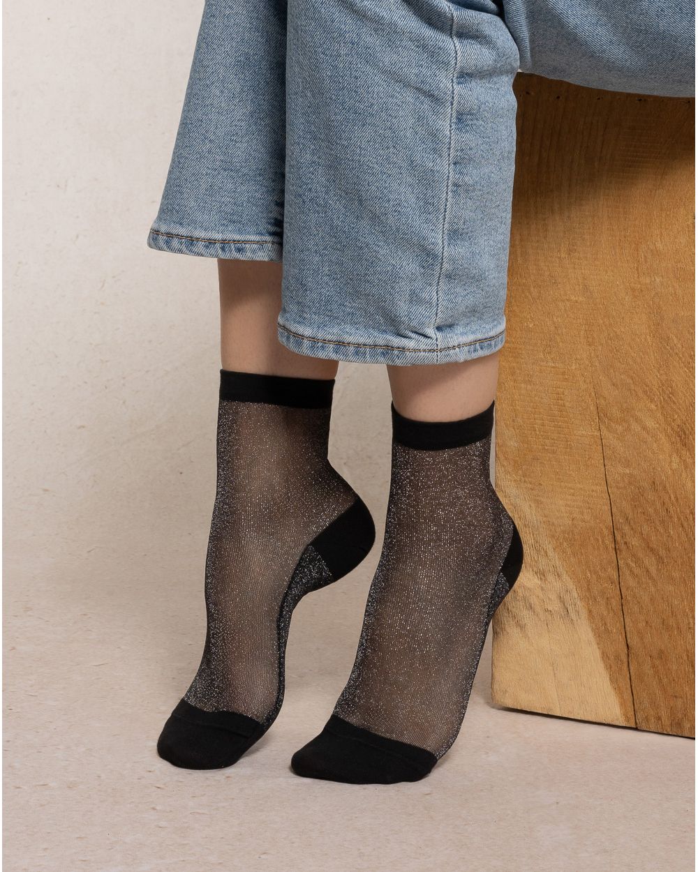 BLF 6588 AR5 BLACK plain-sheer-short-socks