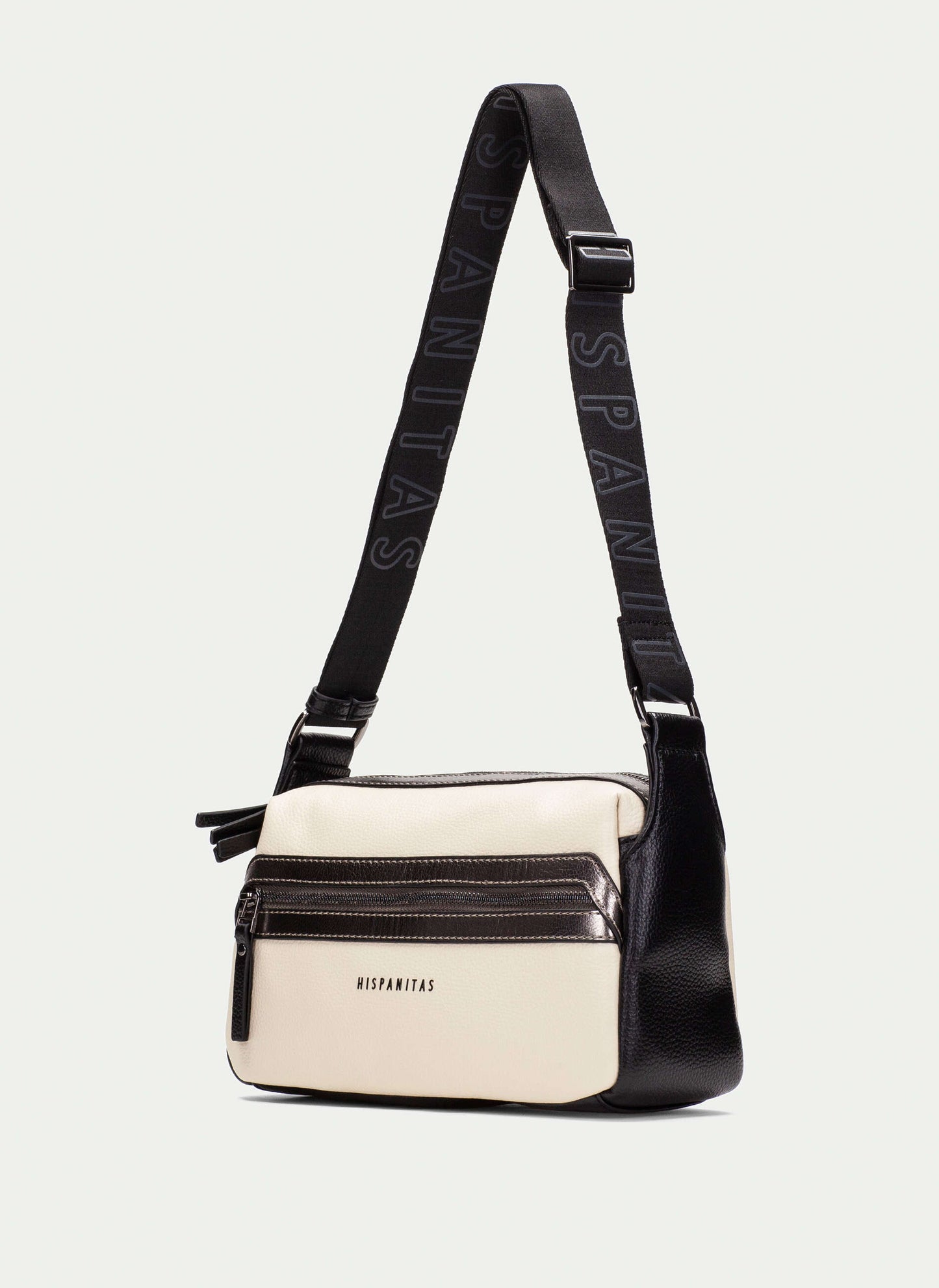HSP 7420-200 OFF WHITE WITH METALLIC TRIM