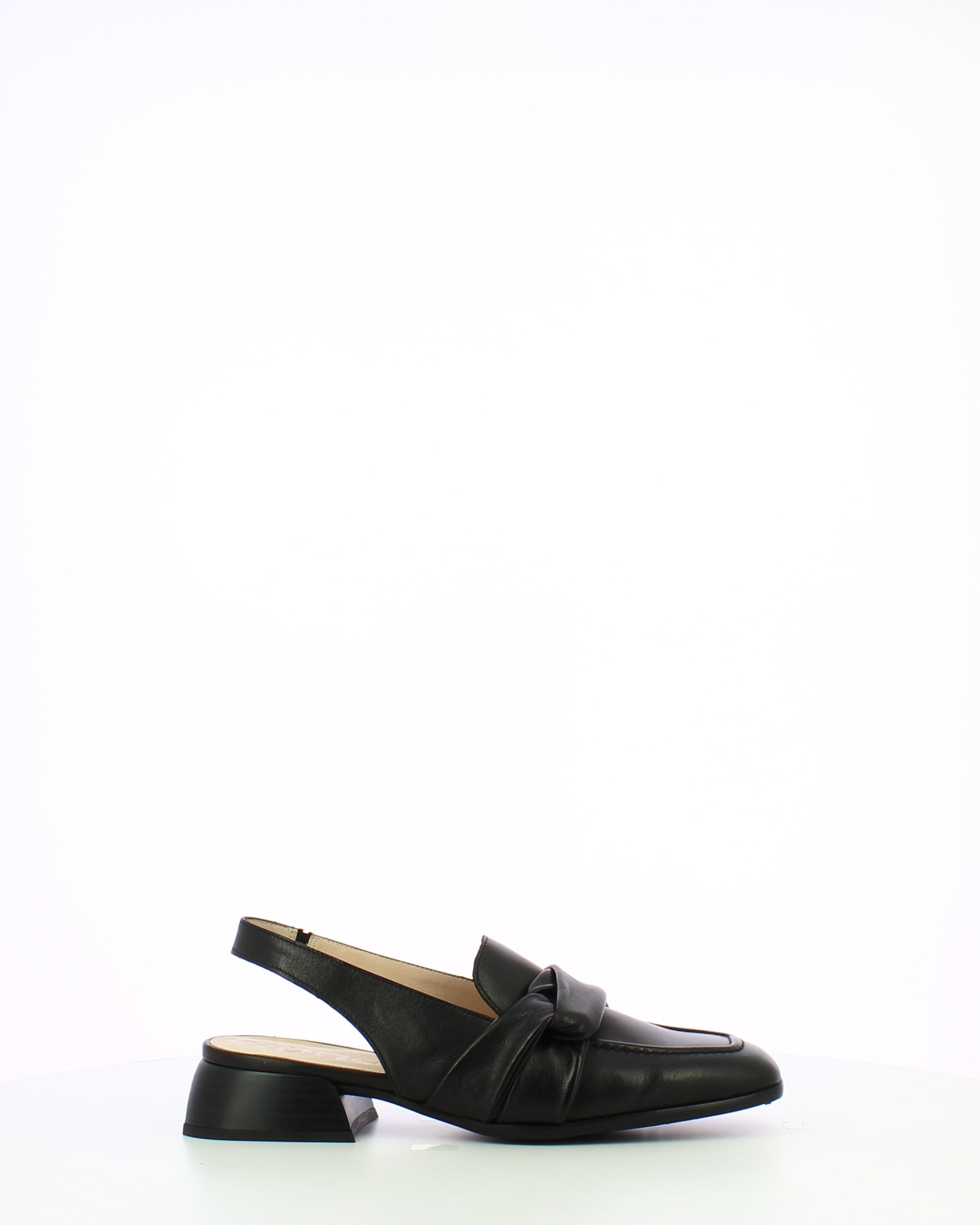 WND 1226-260 Black Leather C7120