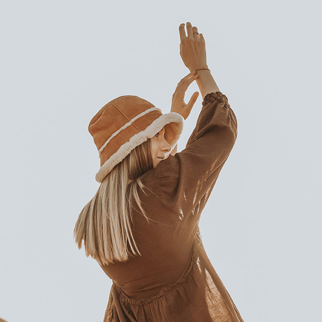 EMU SHEEPSKIN HAT-140 CHESTNUT