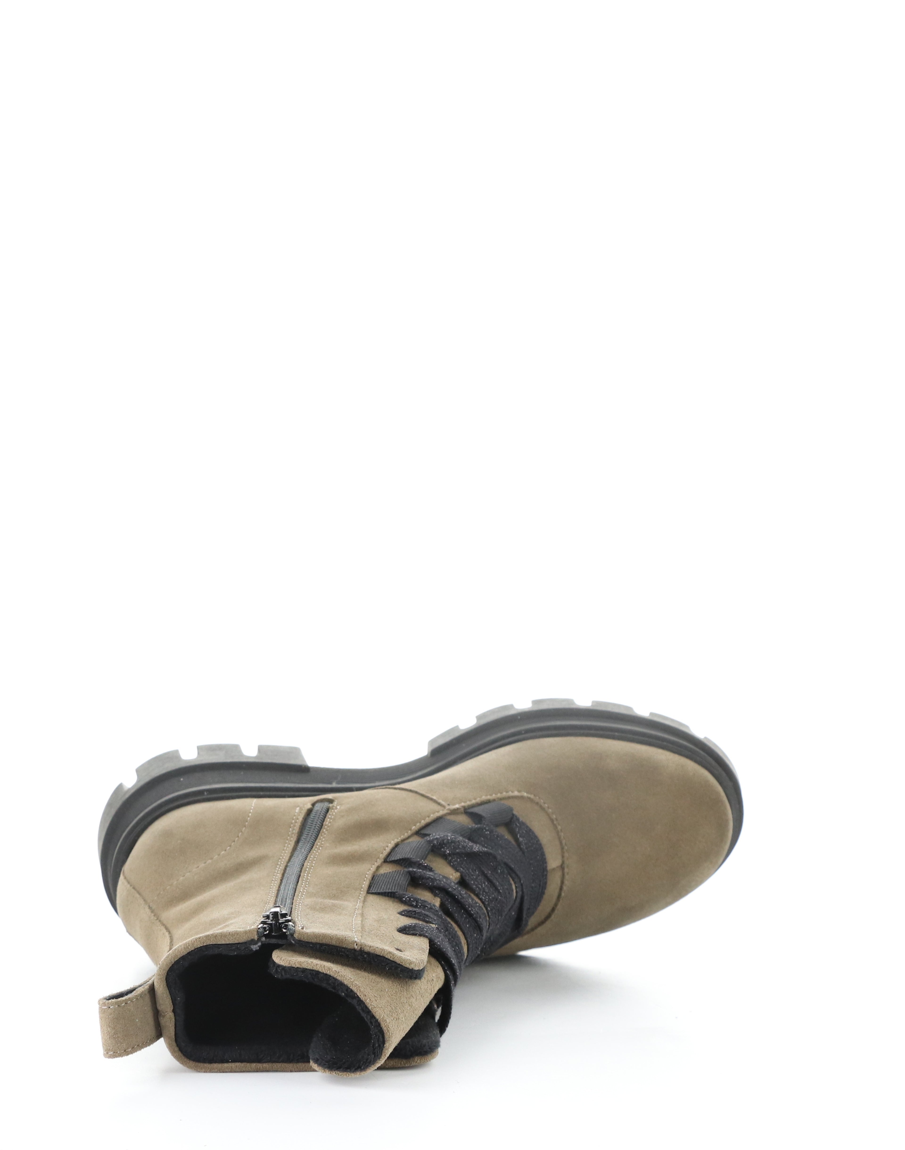 BC FOSTER TAUPE SUEDE