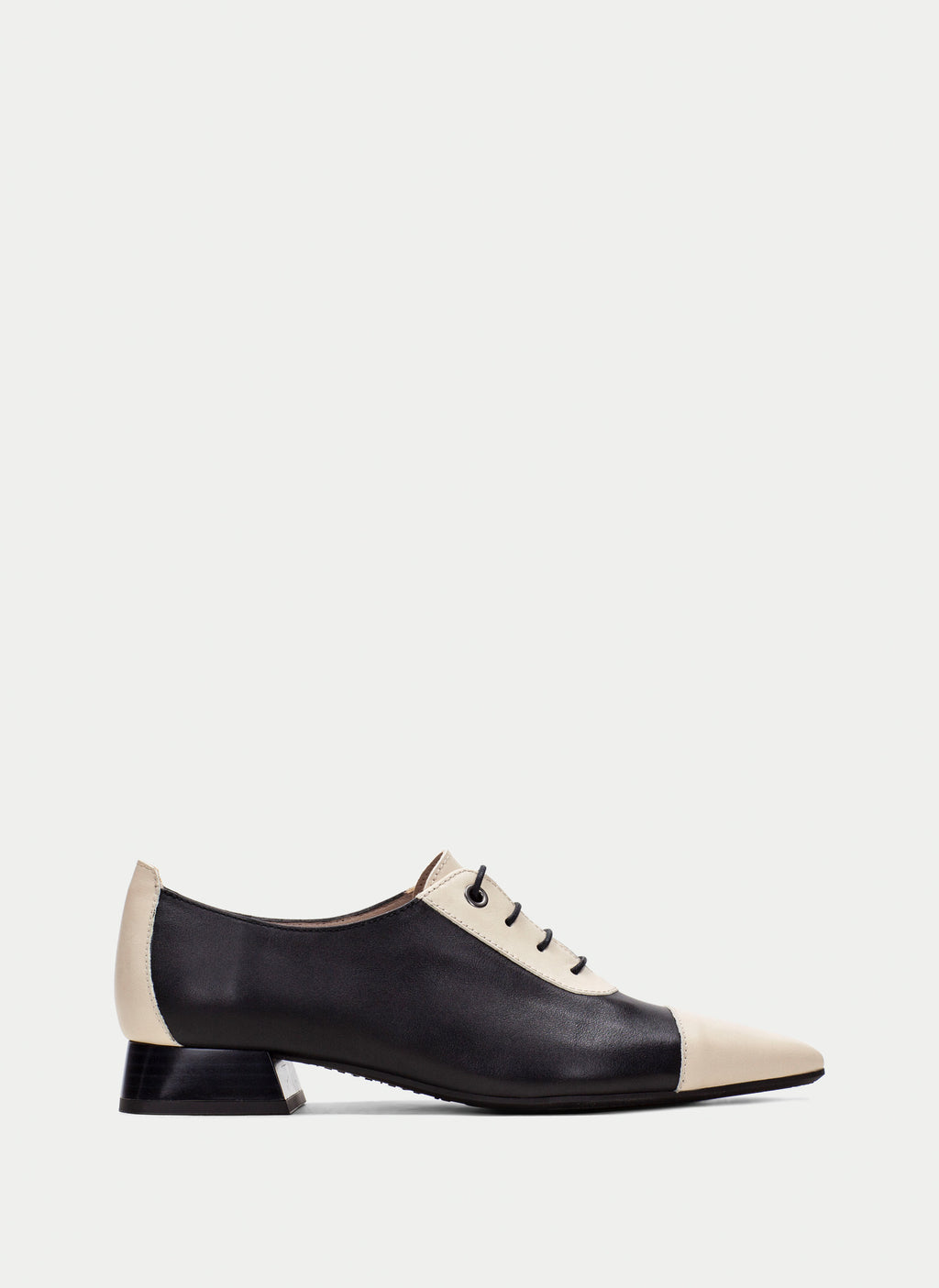 HSP 1402-260 DALI BLK-MILK OXFORD