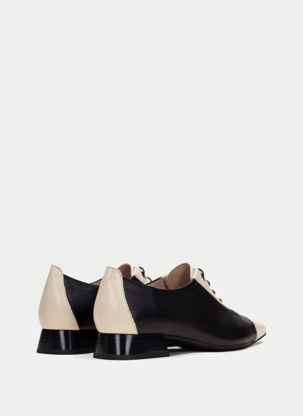 HSP 1402-260 DALI BLK-MILK OXFORD