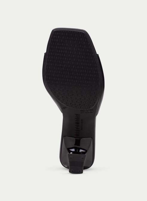 HSP 1333-250 GRETA BLACK SLIDE W BUCKLE