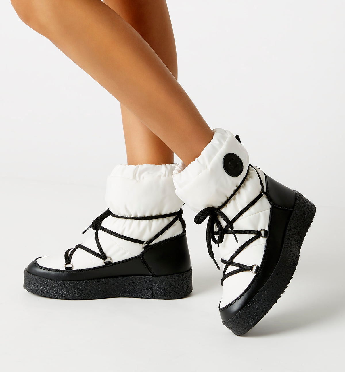 LC EASTON SHEARLING-LINED LEATHER WHITE