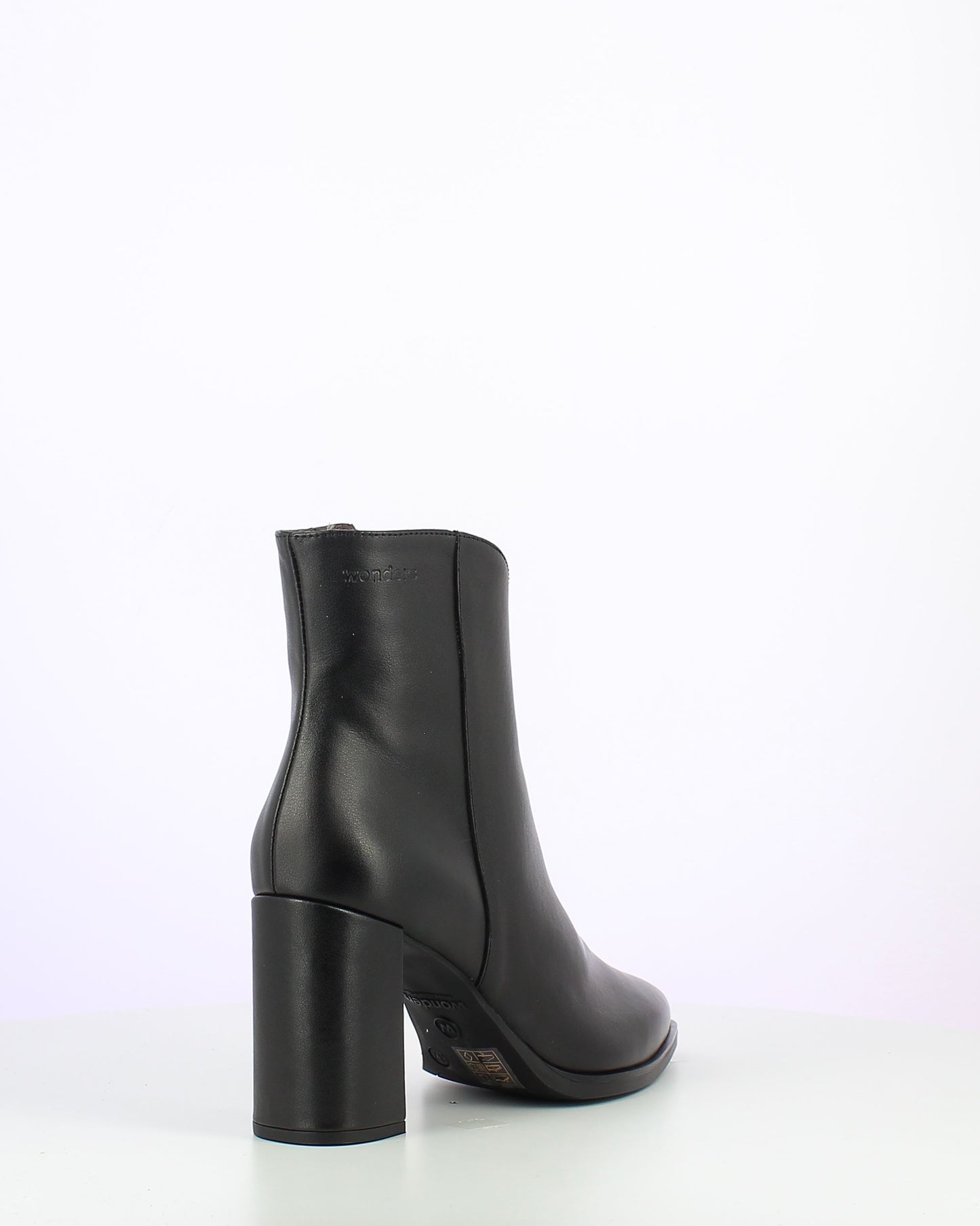 WND 1216-320 ISEO BLACK