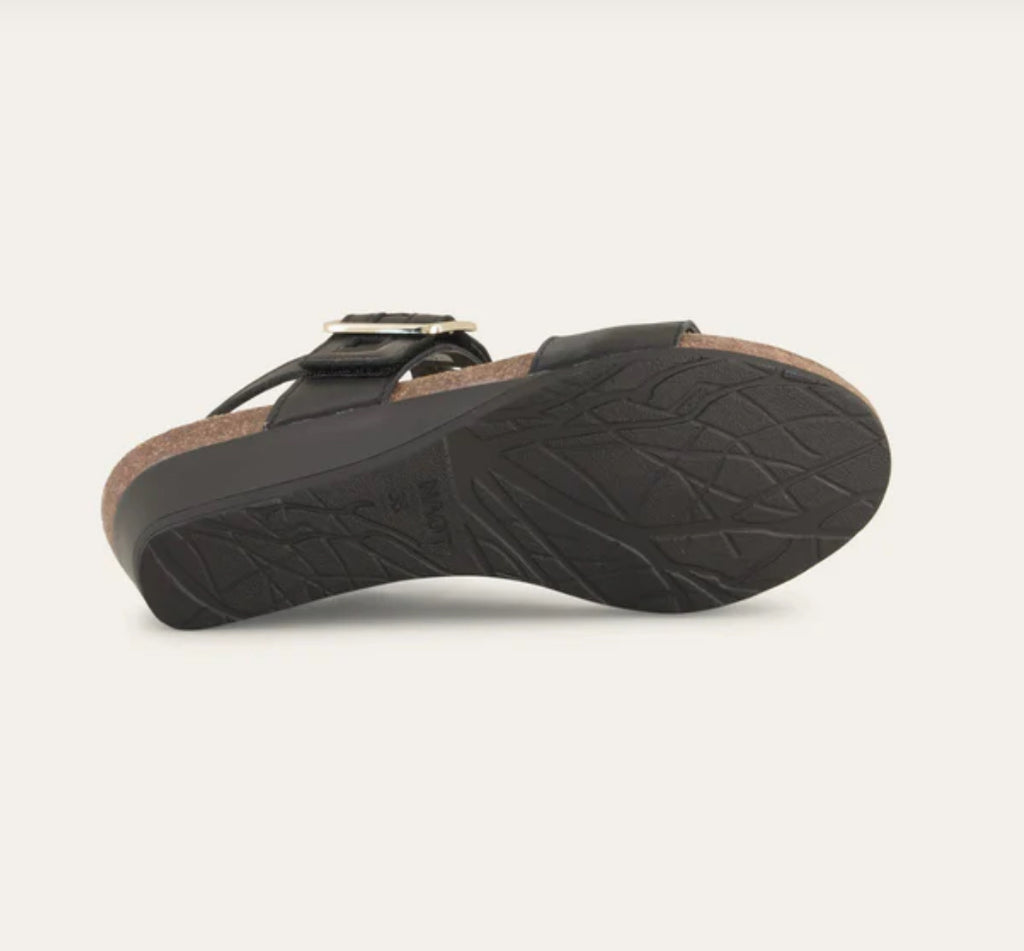 NAOT DYNASTY BLACK JET LEATHER