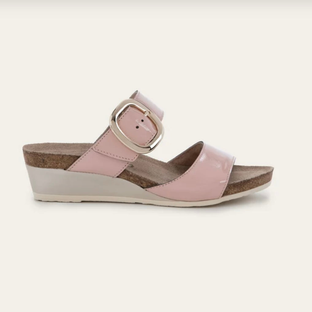 NAOT MAGIC ROSE PATENT leather