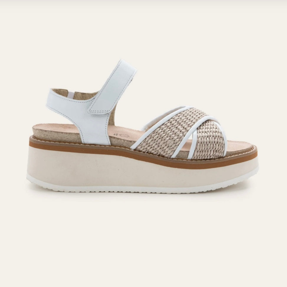 NAOT PAVLOVA WHITE LEATHER W RAFFIA