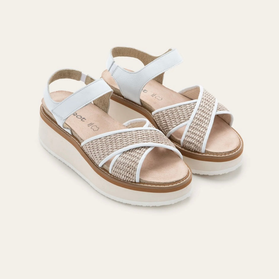 NAOT PAVLOVA WHITE LEATHER W RAFFIA