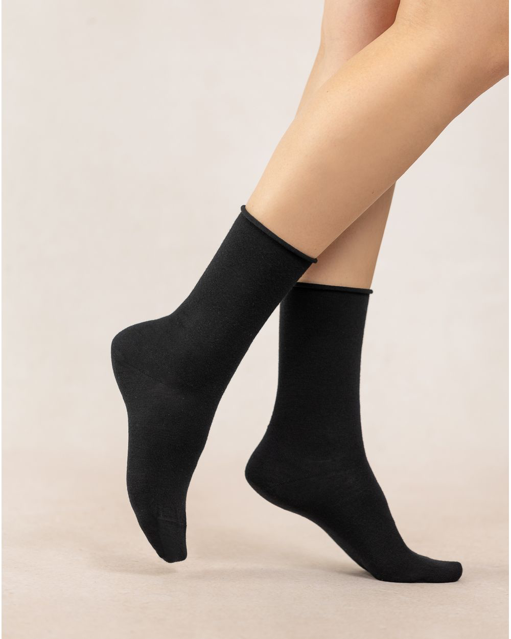 BLF 6700 AR5 Black Fine wool