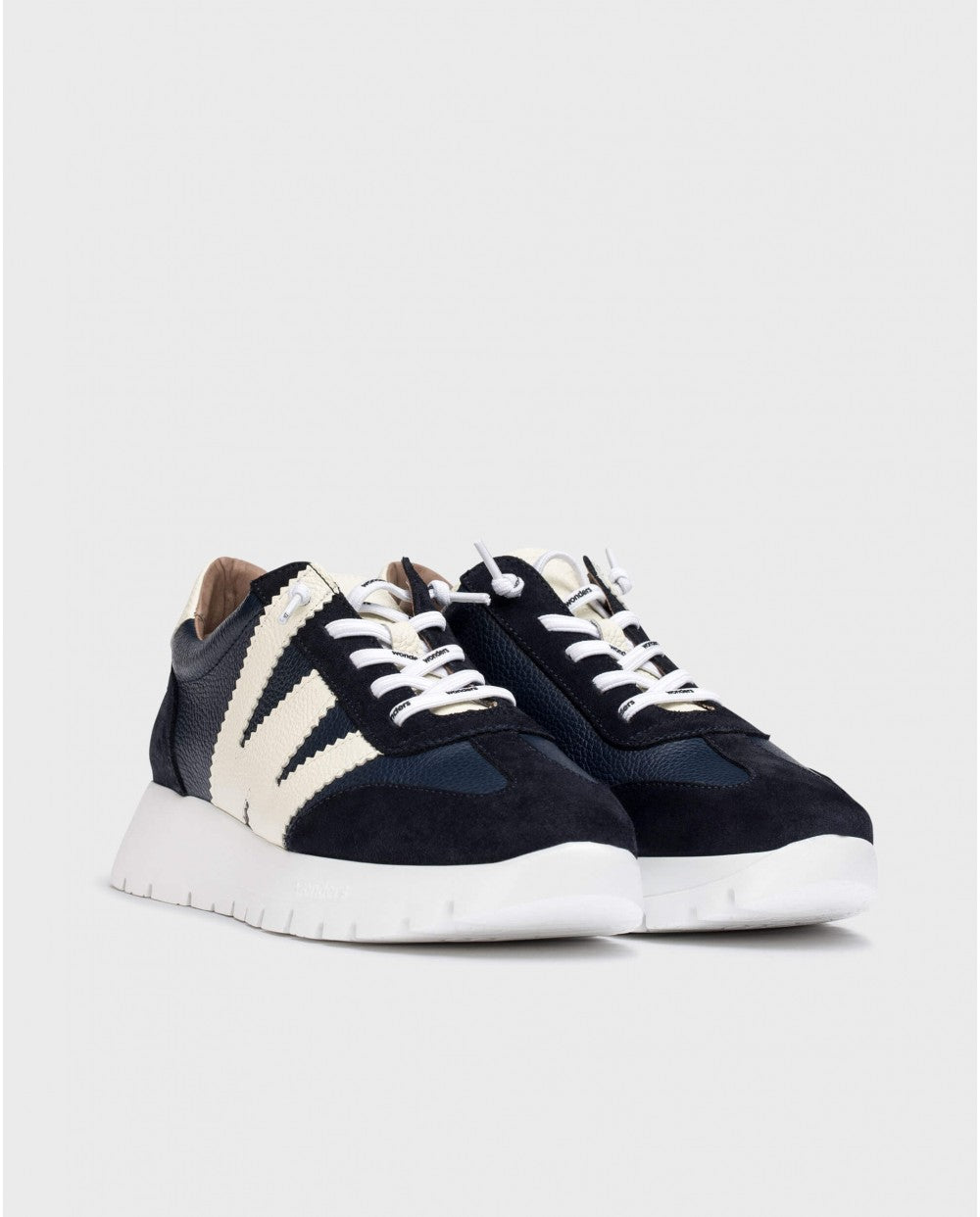 WND 4238-260 NAVY LEATHER-SUEDE SNEAKER