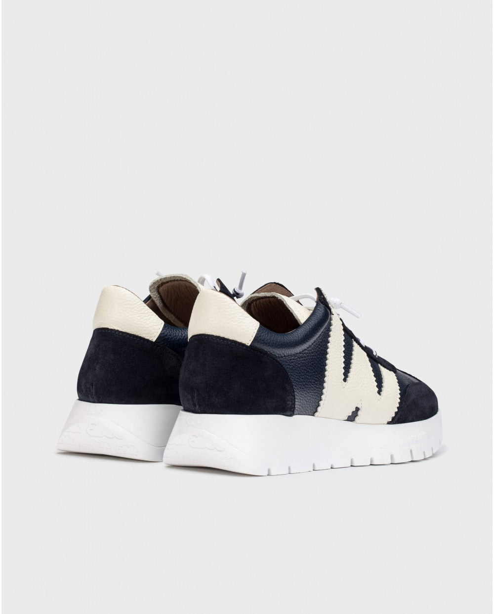 WND 4238-260 NAVY LEATHER-SUEDE SNEAKER