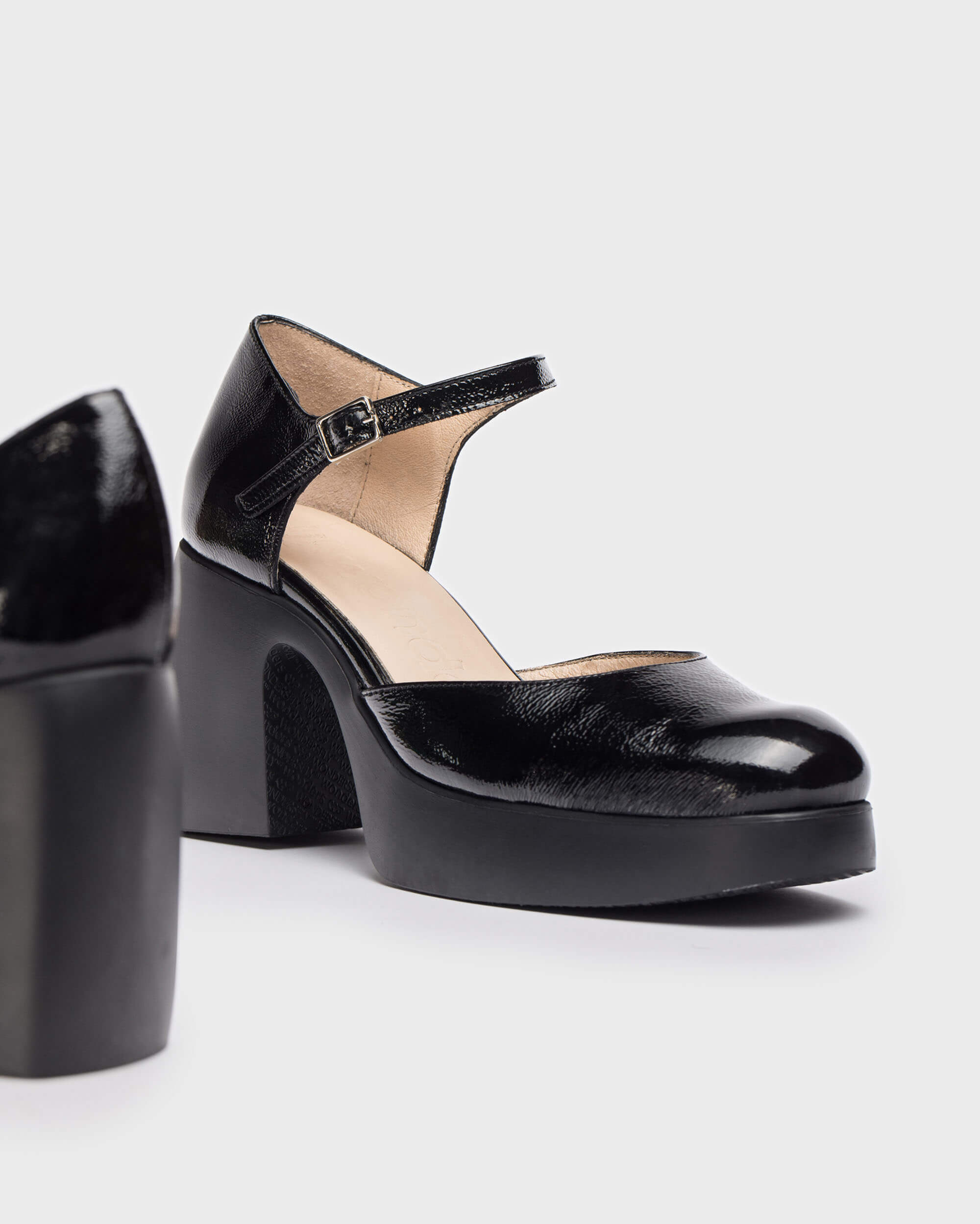 WND 0195-250 H4930 BLACK PAT