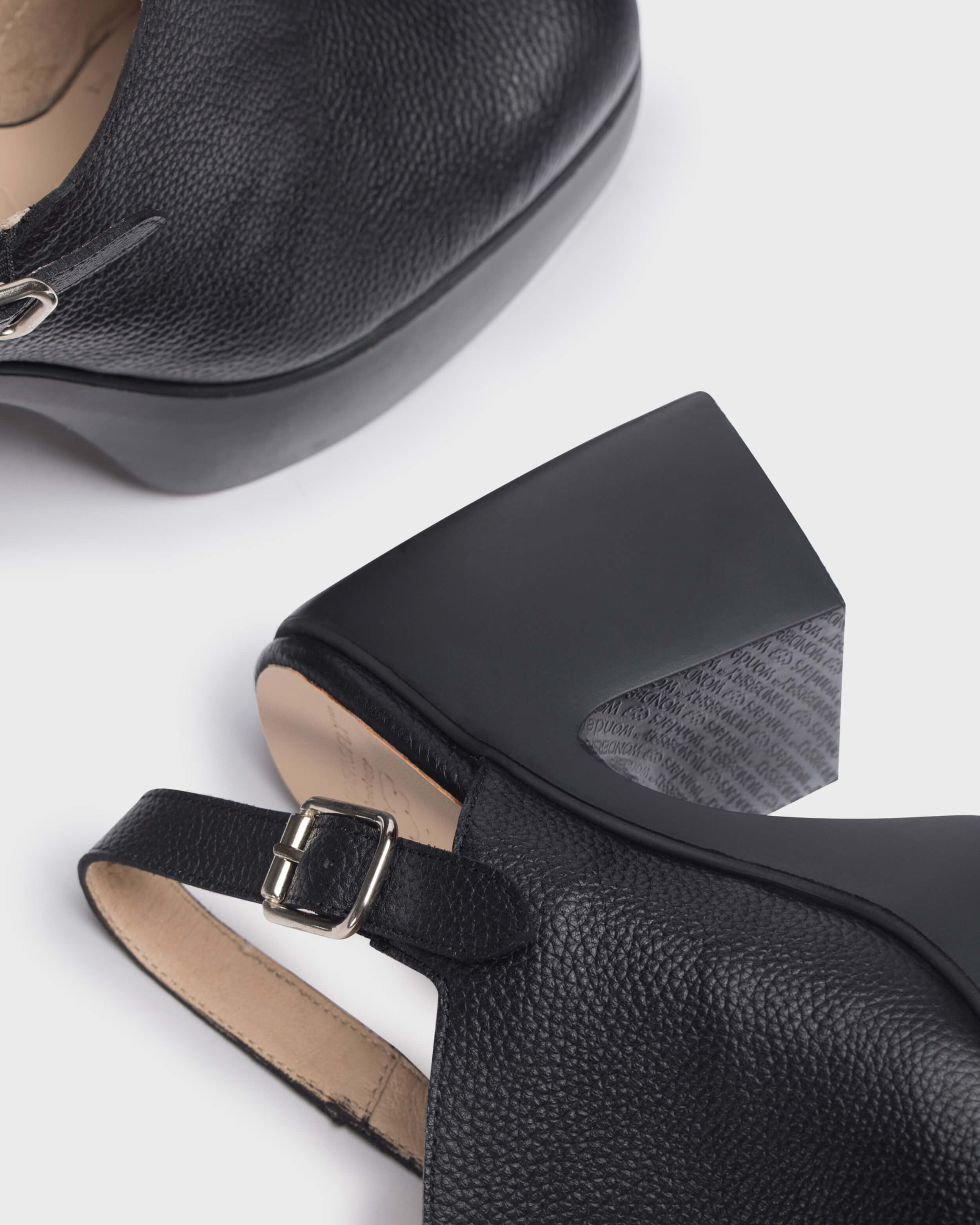 WND 1196-250 WILD BLACK