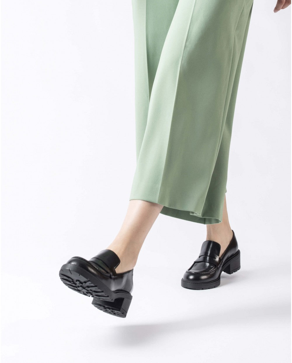 WND 1248-275 BLACK LEATHER
