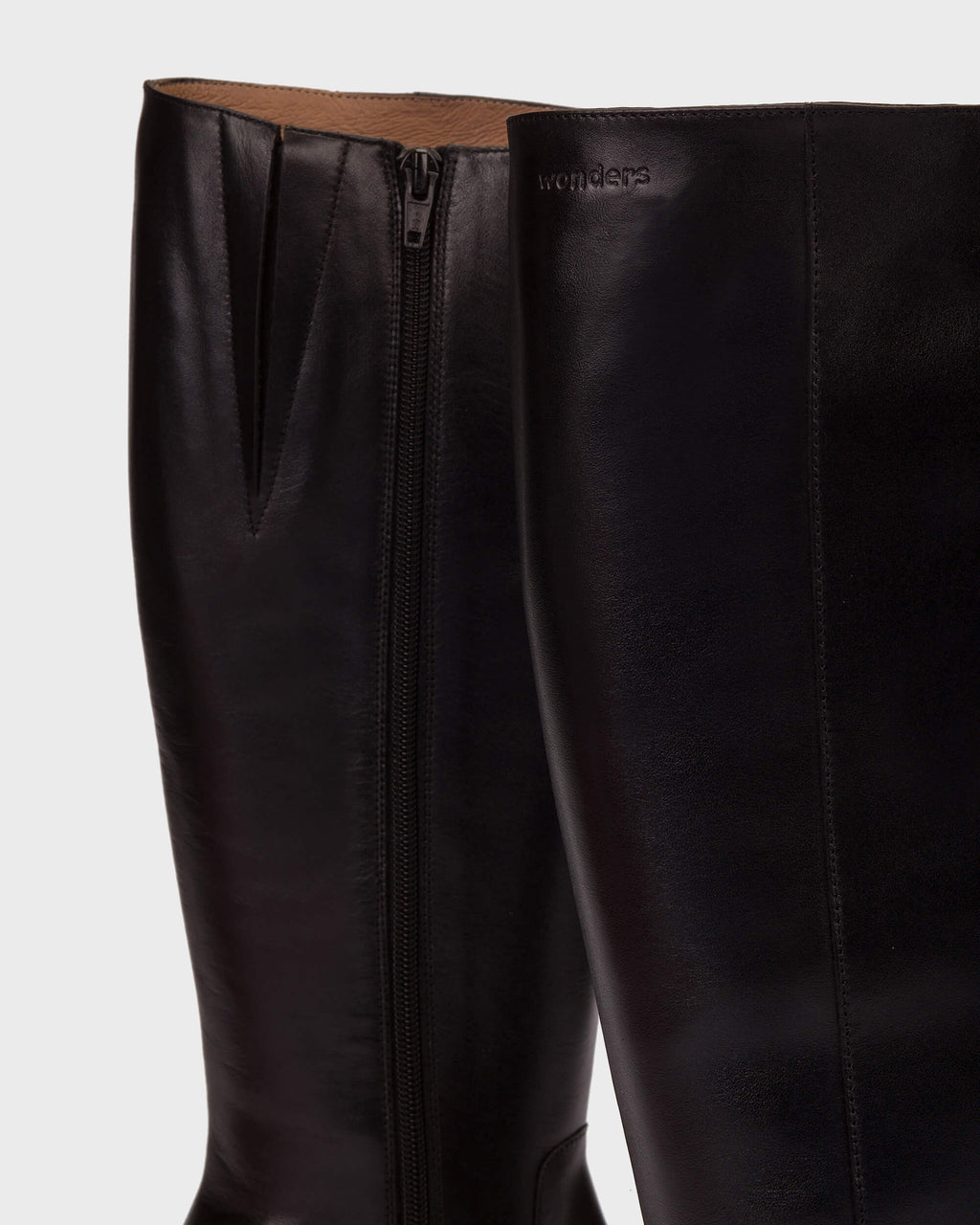 WND 1254 D1602 BLACK LEATHER