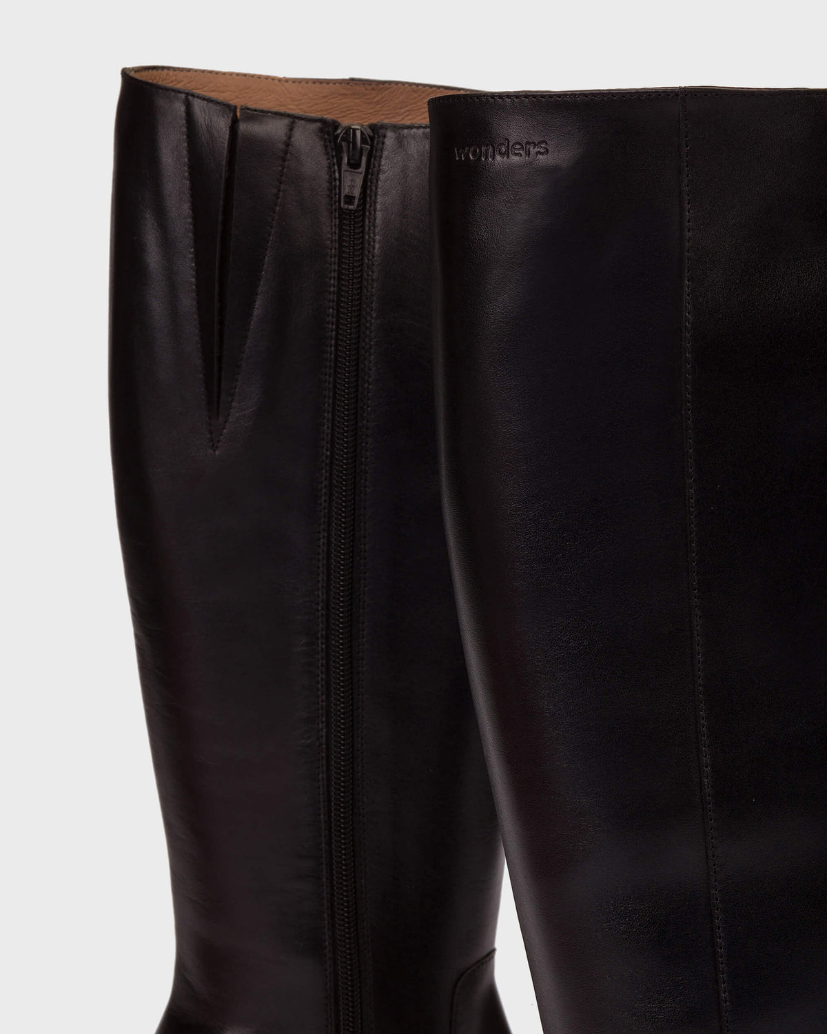 WND 1254 D1602 BLACK LEATHER