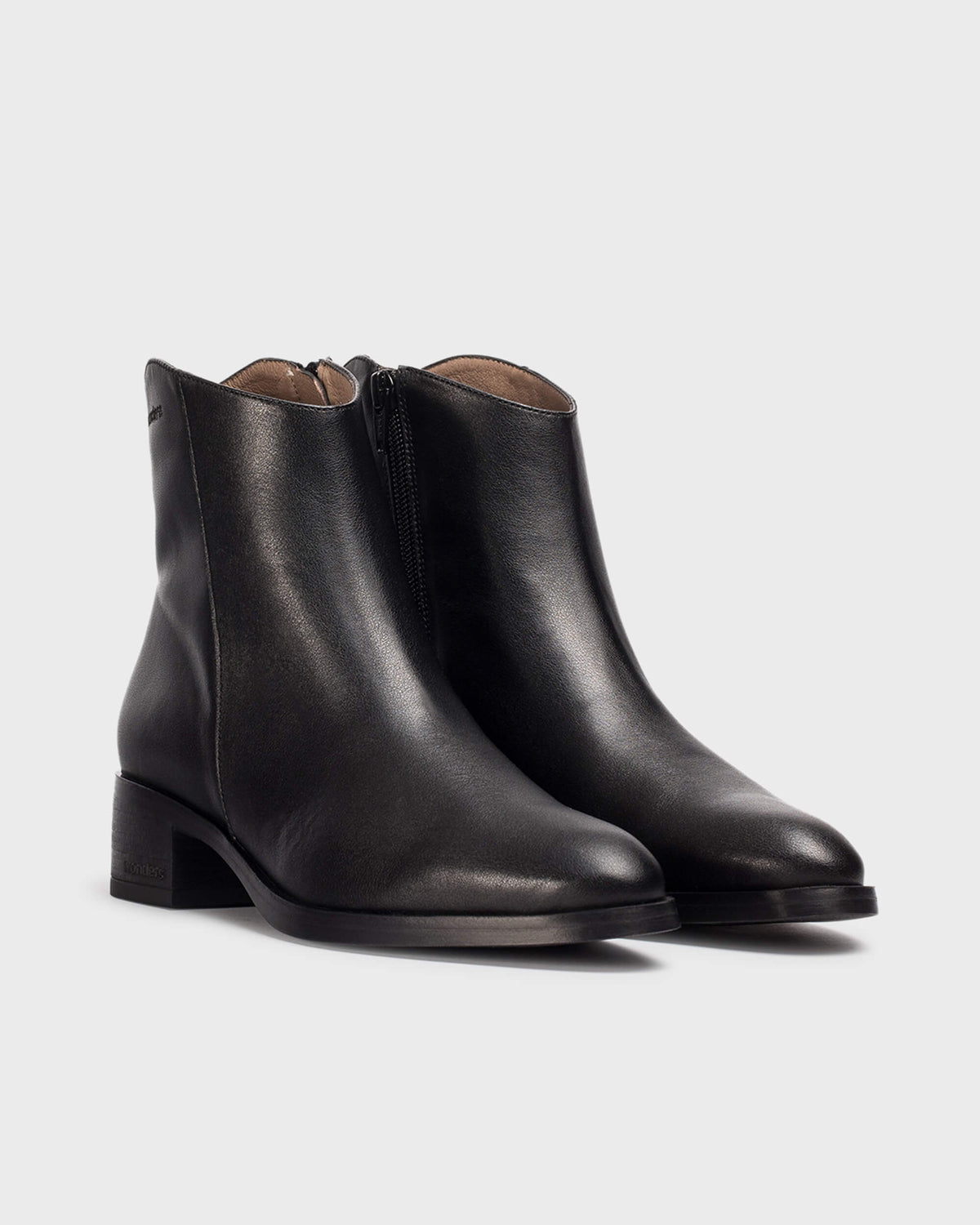 WND 1256 D1801 BLACK LEATHER  LEATHER