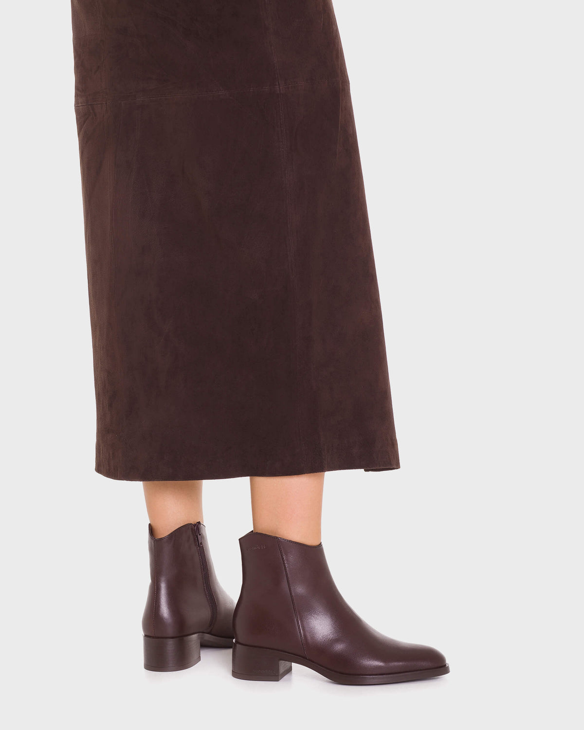 WND 2256 D1801 DARK BROWN  LEATHER