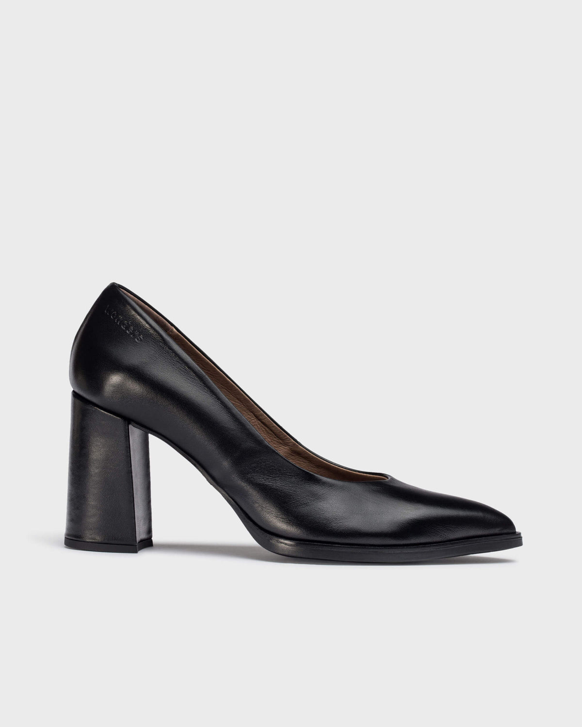 WND 1246 M5420 BLACK LEATHER PUMP