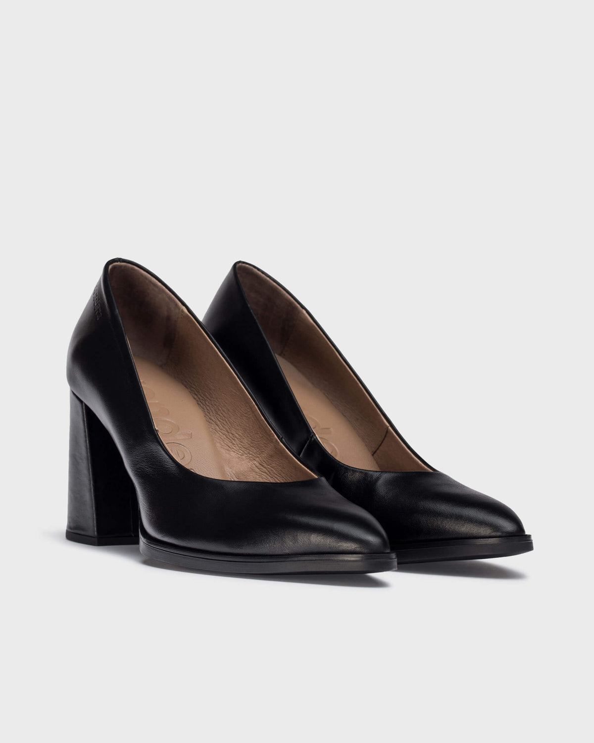 WND 1246 M5420 BLACK LEATHER PUMP