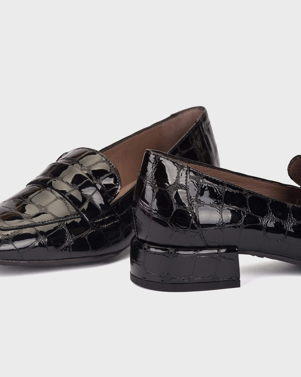 WND 0251-275 BLACK PATENT CROCO PRINT