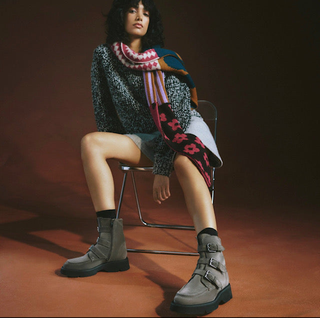 LC BENWIN-575 CHARCOAL SUEDE